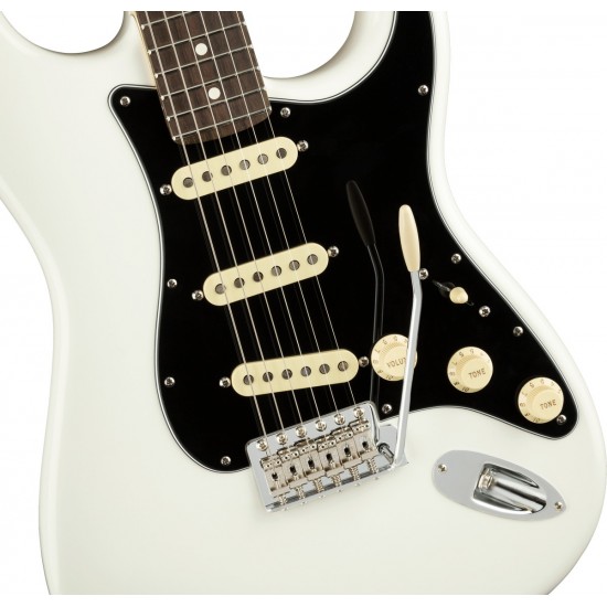 GUITARRA ELÉTRICA FENDER AM PERF STRAT RW AWT