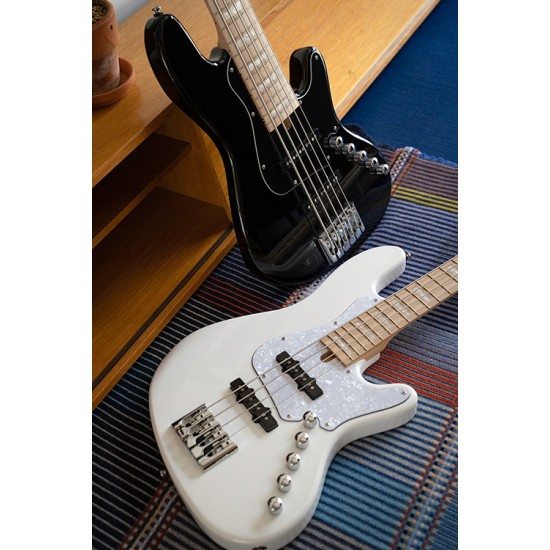 BAIXO ELECTRICO CORT ELRICK NJS5 WHITE W/CASE BAIXO ELECTRICO CORT ELRICK NJS5 WHITE W/CASE